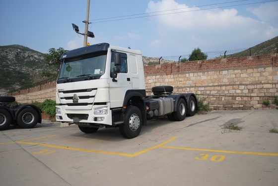 সিনোট্রুক HOWO 6X4 ট্র্যাক্টর ট্রাক 371HP/420HP চীনা ট্রাক 5800*2300*1500mm সেরা