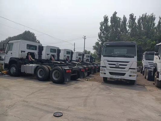10 চাকা ব্যবহৃত ট্র্যাক্টর ট্রাক HOWO ট্রাক হেড 376-420HP টিউবলেস টায়ার ডিজাইন সহ